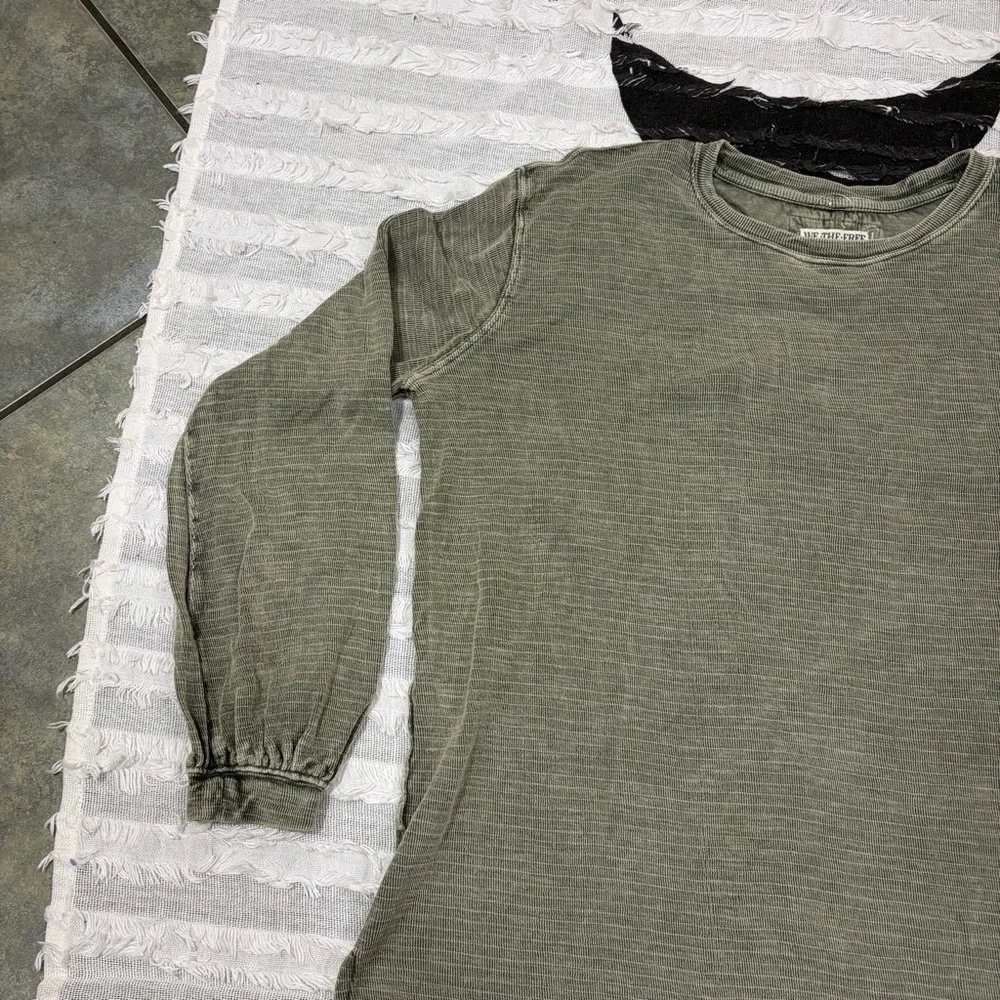 We The Free Distressed Womens Cotton Blend Gauze Shirt Green Sz XS Boho Casual